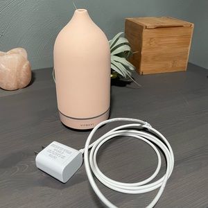 Vitruvi stone diffuser in blush